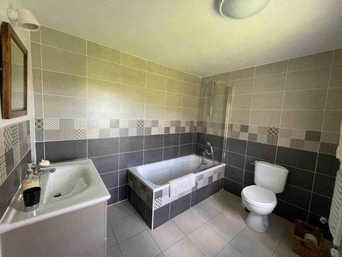 Serre Des Ormes - Cycling, Walking & Running Retreat Salerans Exterior foto